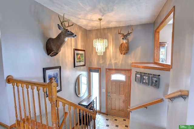 1812 Ashwood Avenue, Papillion, NE 68133