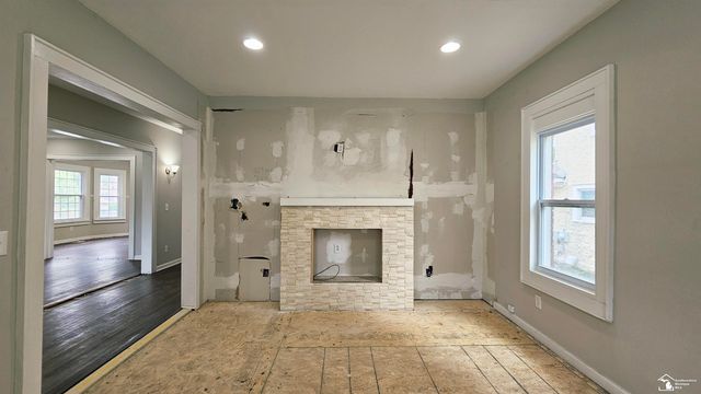 901 Chicago Street, Detroit, MI 48202