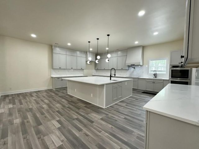 140 Wesley Way, Fayetteville, GA 30214