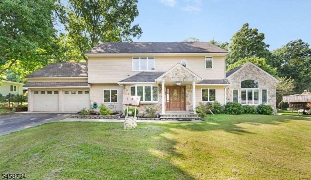 127 Mountain Circle South, West Milford Twp., NJ 07480 — photo 3