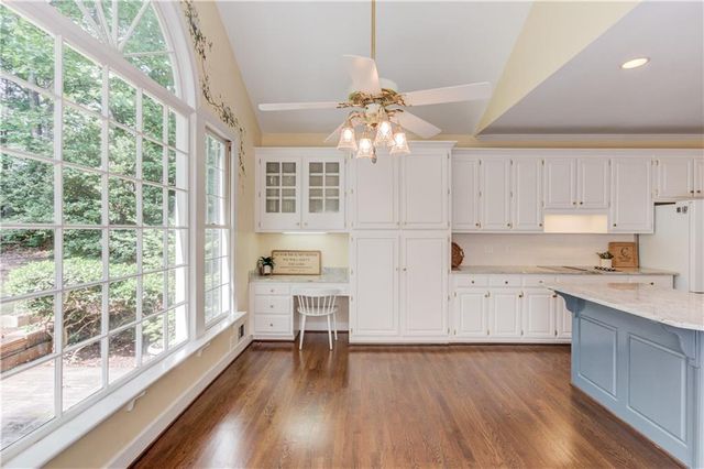 2591 Kenswick Circle, Lawrenceville, GA 30044
