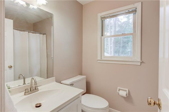 2591 Kenswick Circle, Lawrenceville, GA 30044
