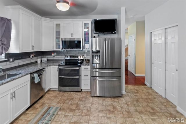 133 Rivermeade Lane, Belleville, IL 62220