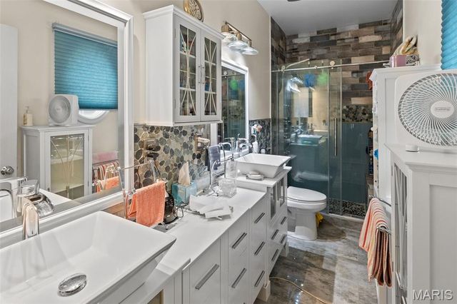 133 Rivermeade Lane, Belleville, IL 62220