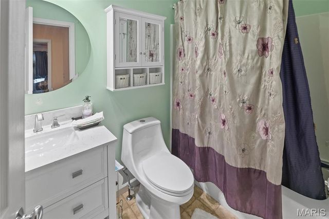 133 Rivermeade Lane, Belleville, IL 62220