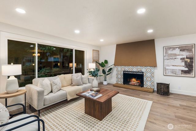 14404 107th Place NE, Kirkland, WA 98034