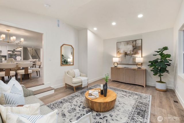 14404 107th Place NE, Kirkland, WA 98034