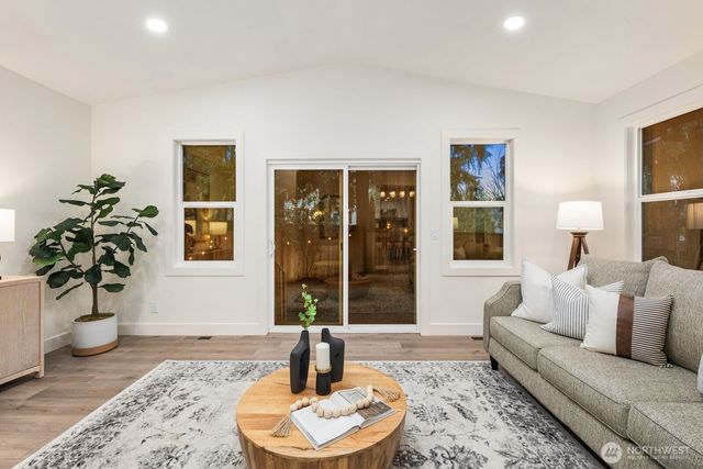 14404 107th Place NE, Kirkland, WA 98034