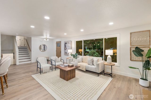 14404 107th Place NE, Kirkland, WA 98034