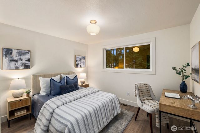 14404 107th Place NE, Kirkland, WA 98034