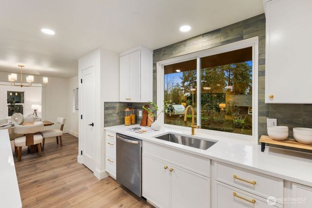 14404 107th Place NE, Kirkland, WA 98034