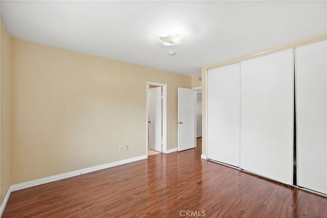 22427 Vanowen, West Hills, CA 91307