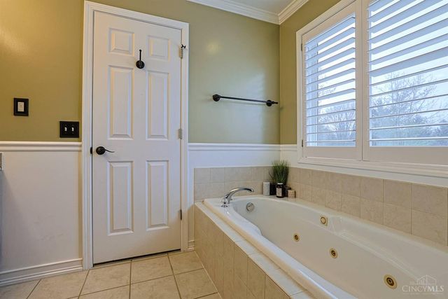 1430 Tecumseh Drive, Hamilton Twp, OH 45039