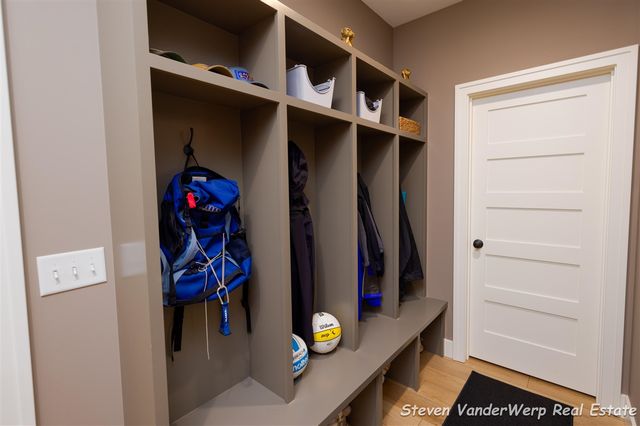 12640 Bucs Drive, Grand Haven, MI 49417