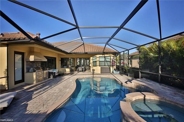 9461 Italia WAY, Naples, FL 34113