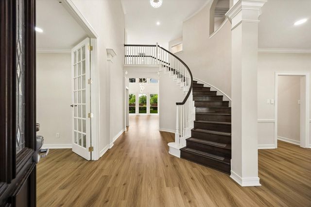 2302 Upland Park Drive, Sugar Land, TX 77479