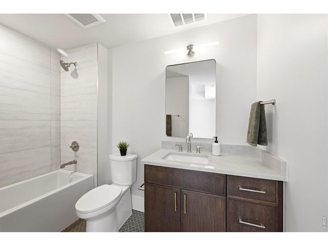 1633 17th St A, Boulder, CO 80302