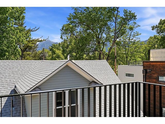 1633 17th St A, Boulder, CO 80302