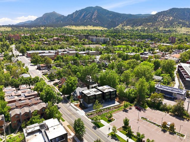 1633 17th St A, Boulder, CO 80302