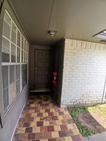 6303 Coachgate Drive, Spring, TX 77373
