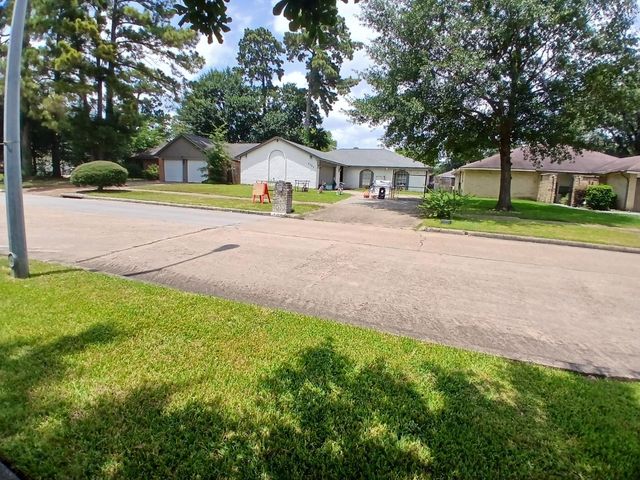 6303 Coachgate Drive, Spring, TX 77373