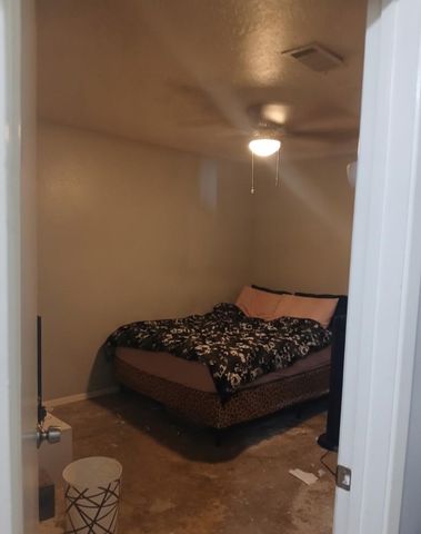 6303 Coachgate Drive, Spring, TX 77373