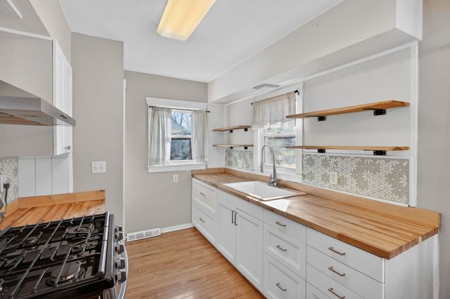 3405 Washington Avenue, Des Moines, IA 50310