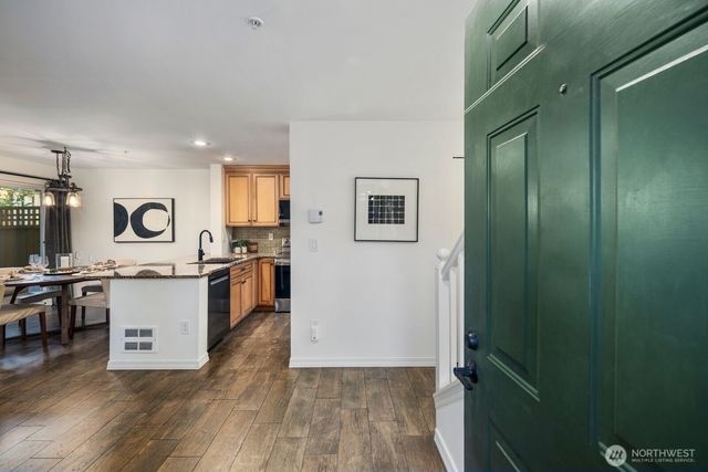 6945 NE 170th Street, Kenmore, WA 98028