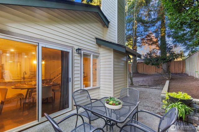 6945 NE 170th Street, Kenmore, WA 98028