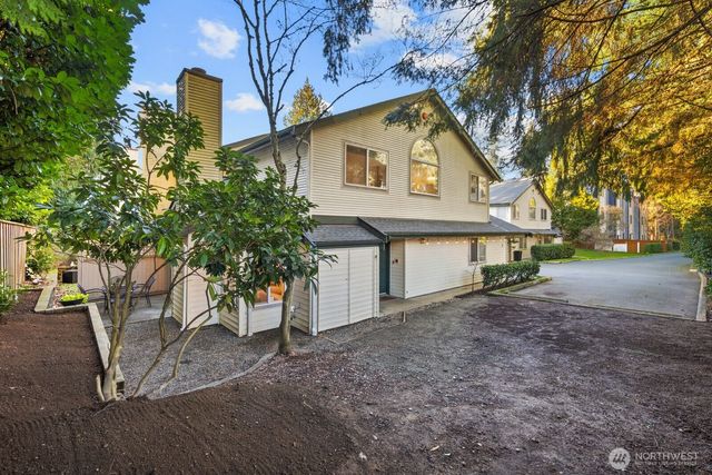 6945 NE 170th Street, Kenmore, WA 98028