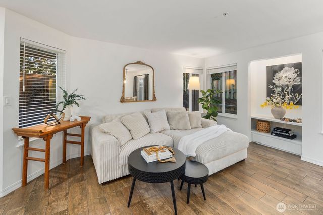 6945 NE 170th Street, Kenmore, WA 98028