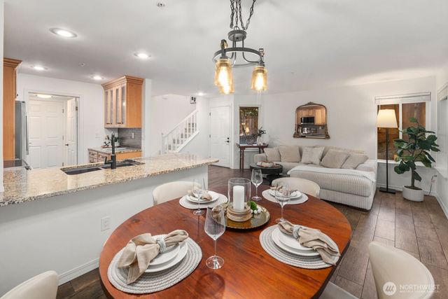 6945 NE 170th Street, Kenmore, WA 98028