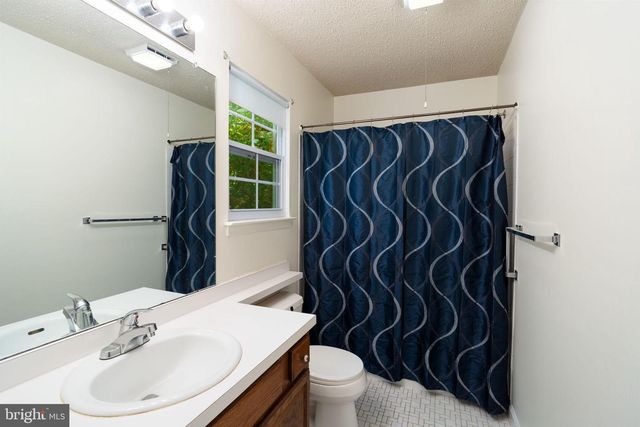 7 TAMARACK CT, Barnegat, NJ 08005