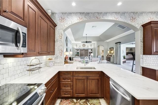 12527 Wildcat Cove CIR, Estero, FL 33928