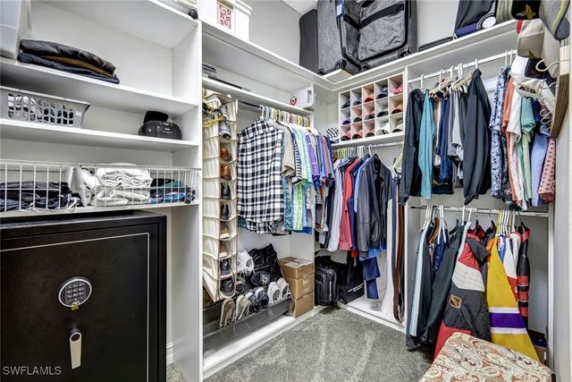 12527 Wildcat Cove CIR, Estero, FL 33928