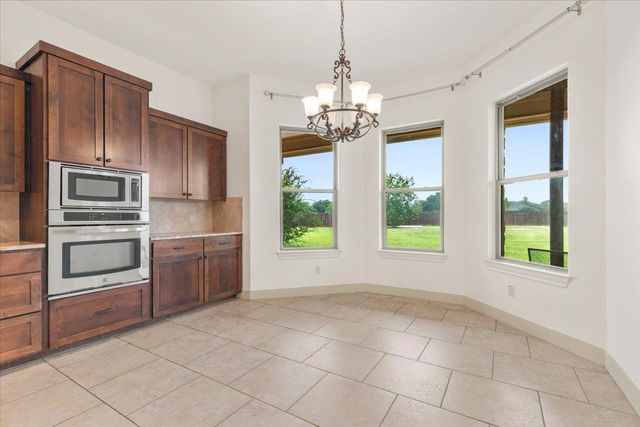 101 Eland Ave, Bastrop, TX 78602