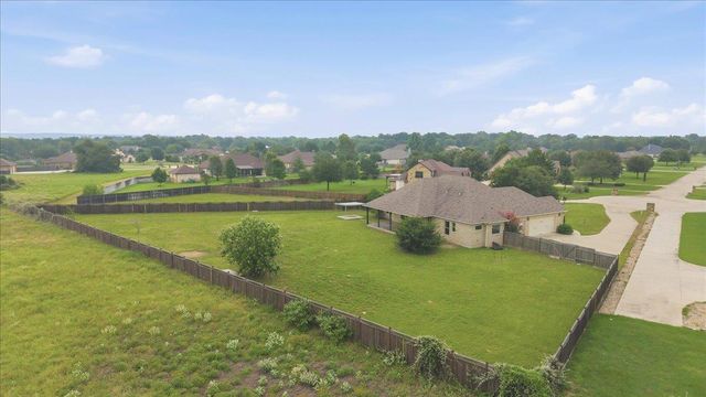 101 Eland Ave, Bastrop, TX 78602