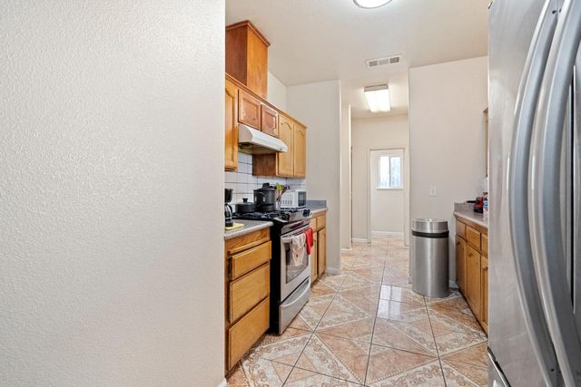 2065 S Wolters Avenue, Fresno, CA 93702