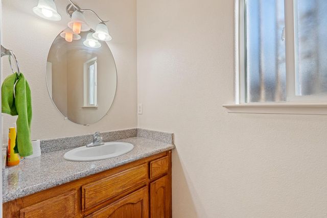 2065 S Wolters Avenue, Fresno, CA 93702