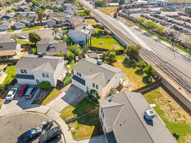 2065 S Wolters Avenue, Fresno, CA 93702