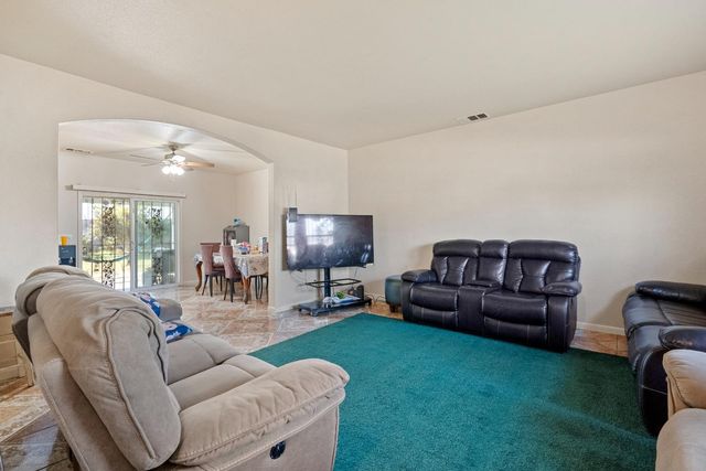 2065 S Wolters Avenue, Fresno, CA 93702