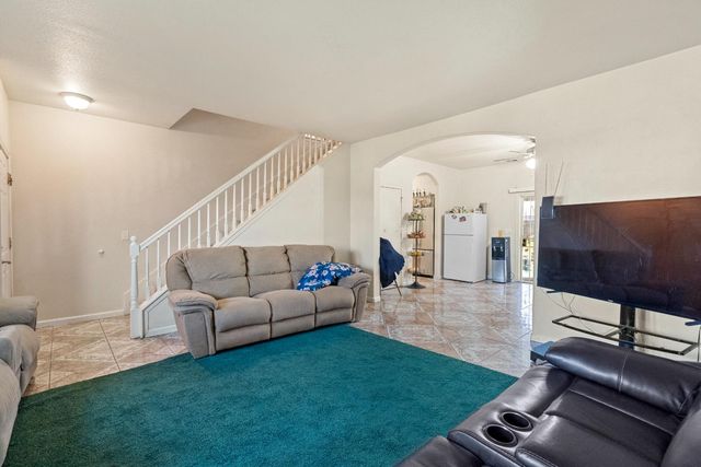 2065 S Wolters Avenue, Fresno, CA 93702