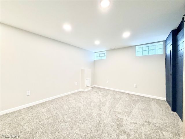 16301 Invermere Avenue, Cleveland, OH 44128