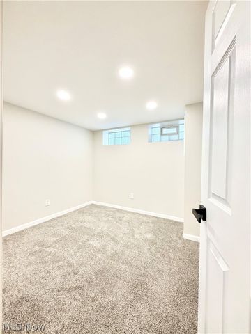 16301 Invermere Avenue, Cleveland, OH 44128