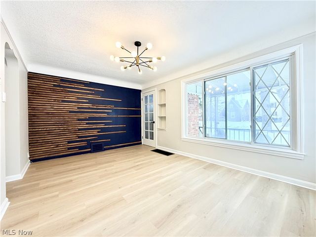 16301 Invermere Avenue, Cleveland, OH 44128