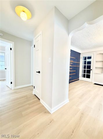 16301 Invermere Avenue, Cleveland, OH 44128