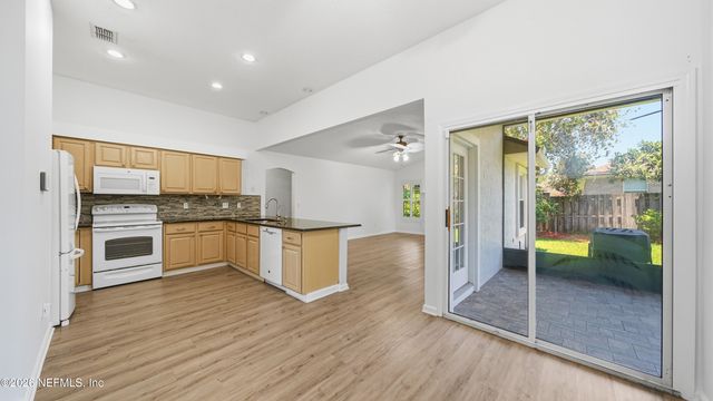 13105 HARBORTON Drive, Jacksonville, FL 32224