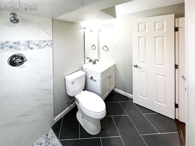 6974 Metropolitan Street, Colorado Springs, CO 80911