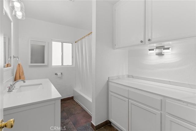 16463 Villa Drive, Victorville, CA 92395