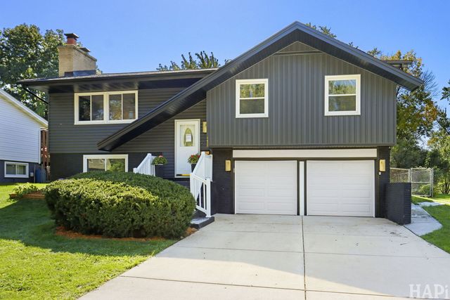 1425 Concord Lane, Schaumburg, IL 60193